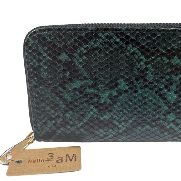 Snake Print Wallet / Python / Zip Around / Green & Black - NWT - Picture 2 of 7